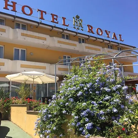 Hotel Royal